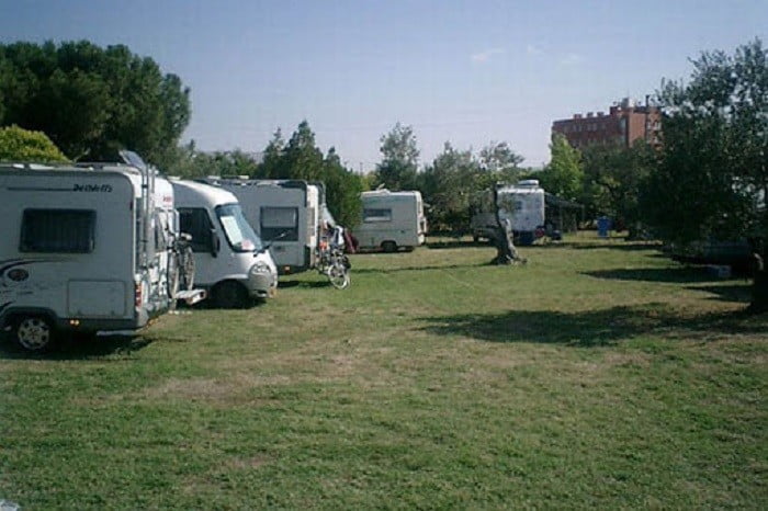 İzmir Karavan Park Alanları - Berksoy Hotel Camping