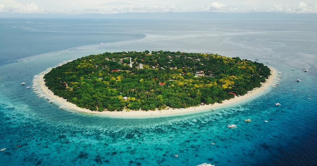 Bohol Adası