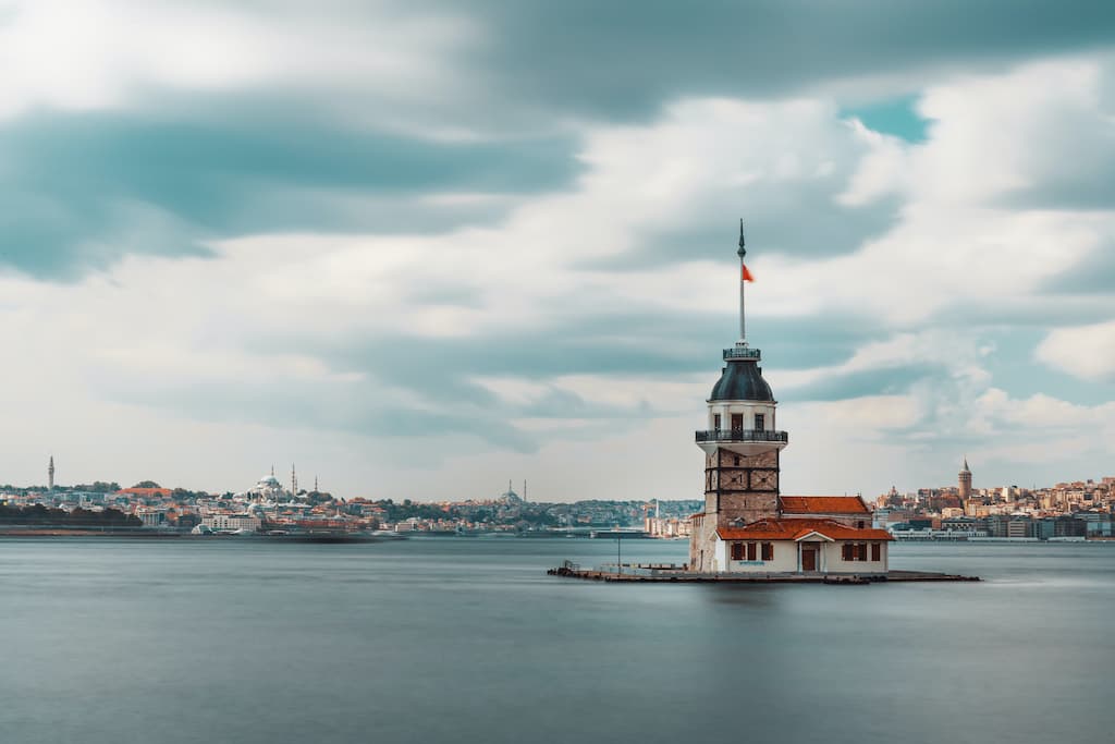 İstanbul Anadolu Yakası Gezilecek Yerler - Kız Kulesi