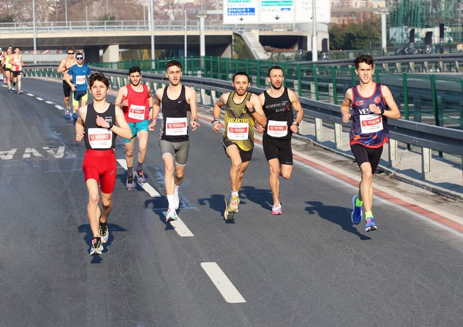 17. NKolay İstanbul Yarı Maratonu 10k Koşucuları